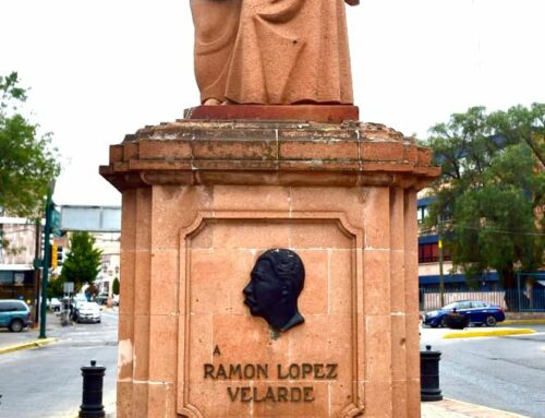 Desaparece escultura de López Velarde; artista lo evidencia
